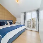 Noemia House Villa