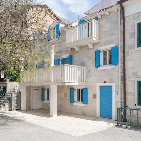 Noemia House